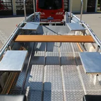Flachwasserschubboot mit Anhänger